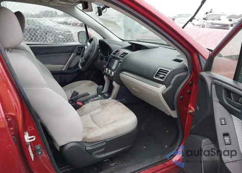 2018 Subaru Forester 2.5I Premium из США, поврежденный, VIN JF2SJAEC2JH604037